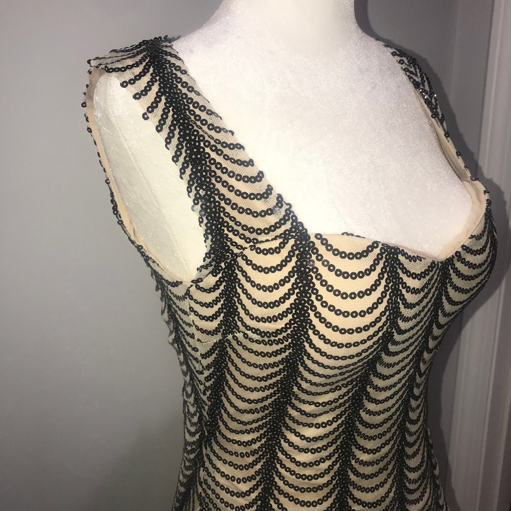 Tobi Cream & black sequin design sleeveless dress